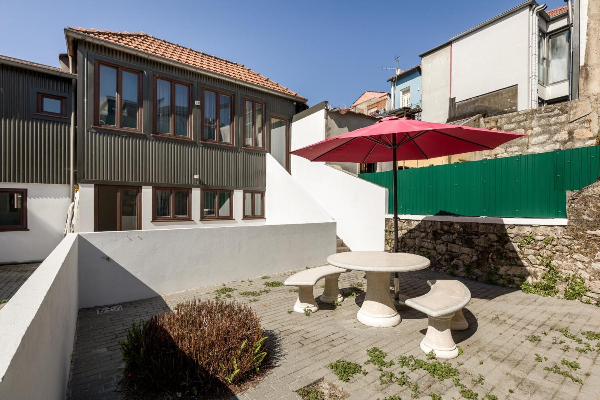 Bra.Com Apartments Oporto Pinheiros Exteriör bild